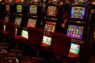 gacorx500 live-dealer table and Liga 1 markets on mobile screen